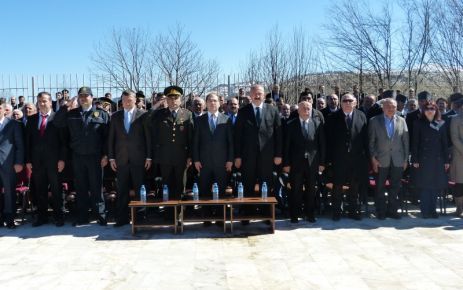 18 MART ÇANAKKALE  ŞEHİTLERİ ANMA GÜNÜ KUTLANDI