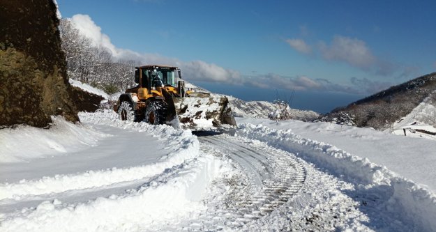 40 mahallenin yolu yeniden ulaşıma açıldı