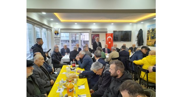 Adil Karaismailoğlu, Trabzon'da ki ilk iftarını Bayburtlular Derneği'nde açtı