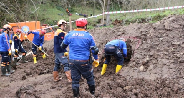 Afad'dan Araklı'da Heyelan ve Sel Tatbikatı