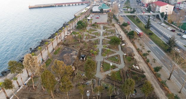 AKÇAABAT SAHİL PARK YENİLENİYOR