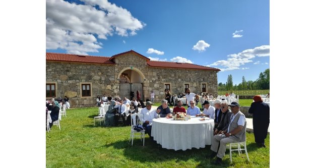 Aktan ve Baydar ailelerinin mutlu günü…