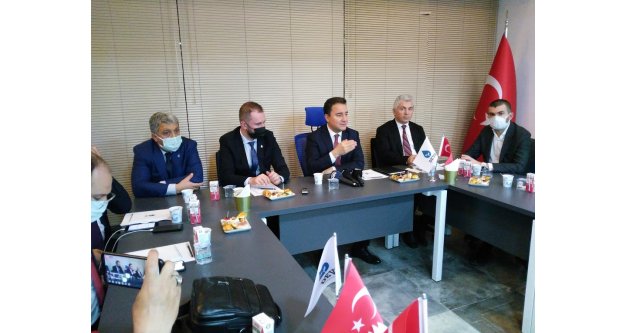 Ali Babacan, Trabzon basını ile bir araya geldi.