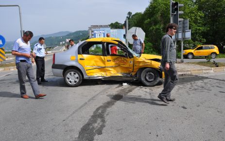 Arakli da Feci Trafik Kazası
