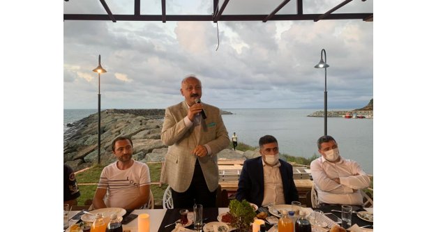 Araklı Kaymakamı Mehmet Nuri Çetin'e veda programı düzenlendi.