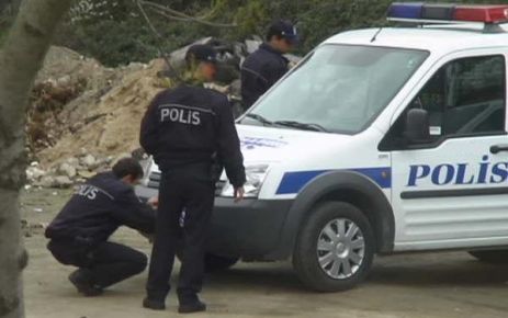 Araklı'da ekip arabasına saldırı !