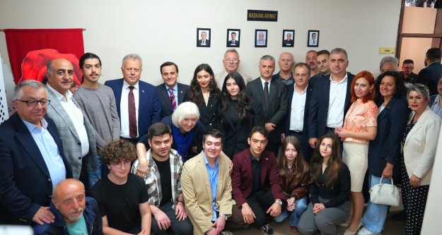 Atatürkçü Düşünce Derneği Gençlik ve Etkinlik Merkezi açıldı