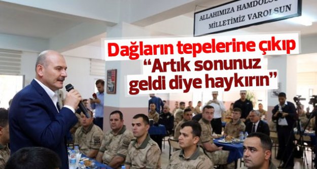 Bakan Süleyman Soylu Mehmetçik'le kahvaltıda buluştu...