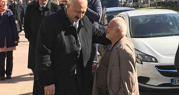 Başkan Çebi ”Biz ilçemizin taşına, toprağına, her köşesine, en önemlisi insanına sevdalıyız”