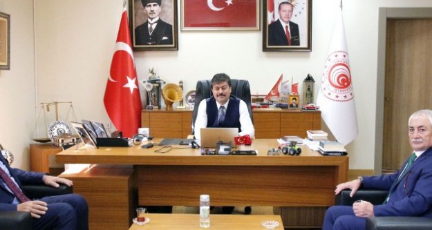 Başkan Kara Ankara'da temaslarda bulundu