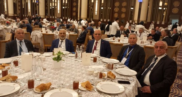 Başkan Kara ve TESOB yönetim kurulu üyeleri Cumhurbaşkanı Erdoğan'ın iftar programına katıldı