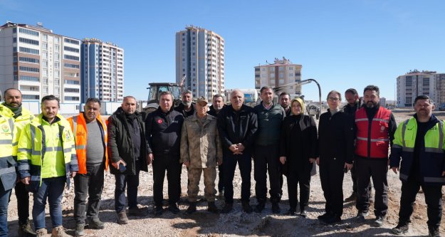 BAŞKAN ZORLUOĞLU'NA TEŞEKKÜR ÜSTÜNE TEŞEKKÜR