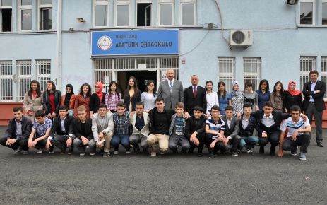 BAŞKANIN STAJER ÖGRETMENLERE DESTEK ZİYARETİ