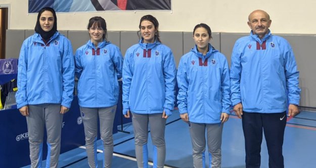 Bayanlar Masa Tenisi takımı play-off'a katılacak