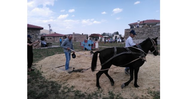 Bayburt'da 'Harman Şenliği” yapıldı.