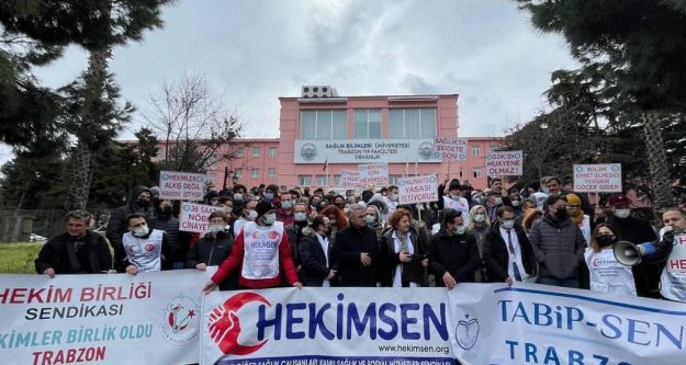 Biz Hekimiz; dil, din, ırk ayırt etmeden yalnızca hastaların şifası için uğraşan