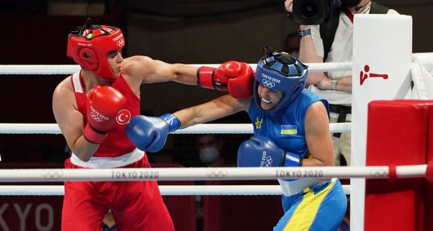 Busenaz Sürmeneli: 'İnsanlarımıza bir nebze de olsa mutluluk sebebi vermek istiyorum”