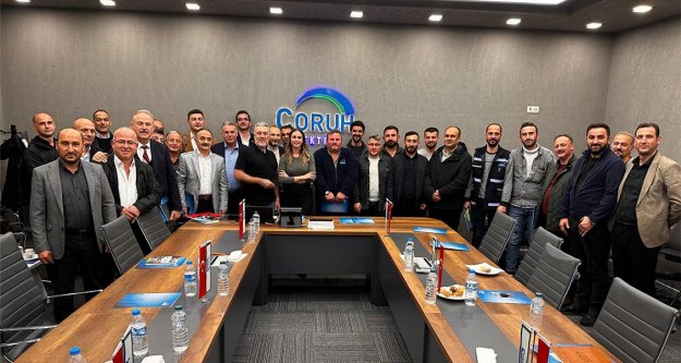 Çoruh EDAŞ'tan İlçe Yöneticilerine Etkili İletişim ve Beden Dili Eğitimi