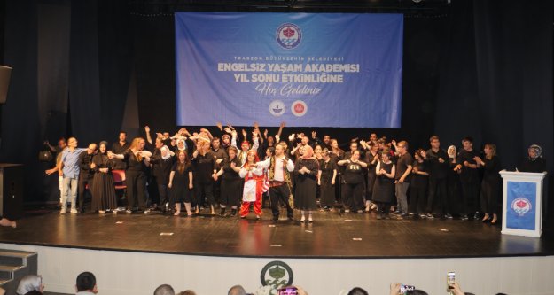 ENGELSİZ YAŞAM AKADEMİSİ YIL SONU ETKİNLİĞİ DÜZENLENDİ