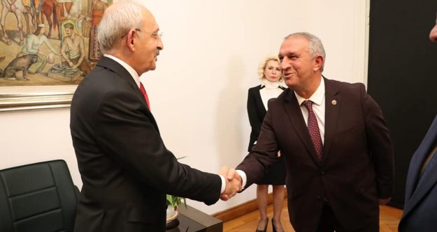 Ergül AKÇİÇEK, Kemal Kılıçdaroğlu'na hayırlı olsun ziyaretinde bulundu