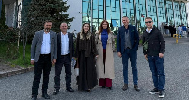 GELECEĞİN TURİZMCİLERİ SEKTÖR TEMSİLCİLERİYLE BİR ARAYA GELDİ