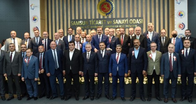 Hisarcıklıoğlu: Tüm zor şartlara rağmen üretmeye, almaya, satmaya devam ediyoruz