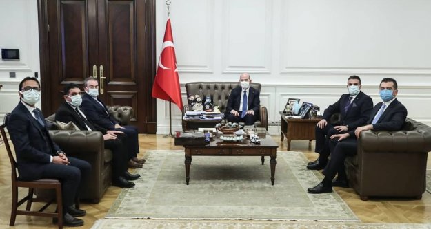 İstanbul Ayvadere Köyü Derneği Başkanı Kadir Gençtürk İçişleri Bakanı Süleyman Soylu'yu ziyaret etti