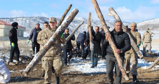 Köse, Torul ve Kürtün Depremzedelerin İçini Isıtacak