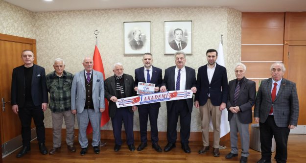 TAKADEMİ heyeti Trabzonlu Hemşehrimiz Bayrampaşa Belediye Başkan Vekili İbrahim Akın'ı ziyaret etti