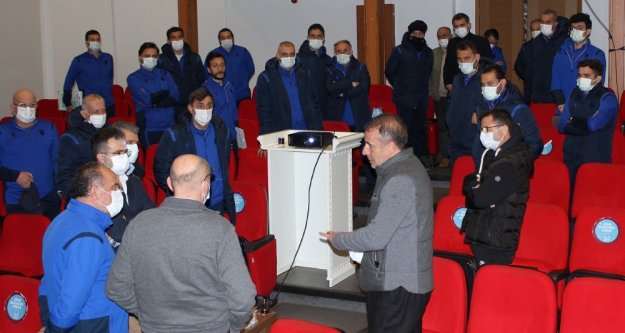 Teknik direktör Abdullah Avcı, Özkan Sümer Futbol Akademisi'ni ziyaret etti.