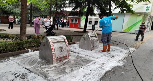 Temizlik İşleri Müdürlüğü çalışmalarını sürdürüyor.