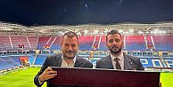 Futbolda adaletsizliğe ‘kılıç’ sallayan Trabzonspor Başkanı Doğan’a anlamlı hediye