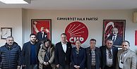 Mehmet Murat Çalık, CHP Trabzon İl Başkanlığı’nı ziyaret etti