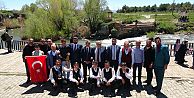 Türkiye’de ilk defa ‘Gönül Köprüsü’ projesini hayata geçirdiler