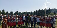 ÜÇÜNCÜOĞLU SÜLALESİNİN BİNLERCE ÜYESİ TRABZON YAYLALARINDA BULUŞTU
