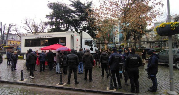 Trabzon Caddesi'nde bulunan birçok bina yerle bir oldu