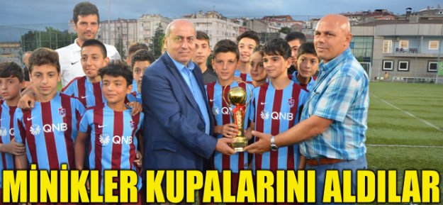 Trabzon'da minikler Kupalarını Aldılar