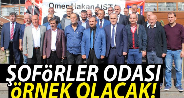 Trabzon Şoförler ve Otomobilciler Esnaf Odası Başkan Adayı Ömer Hakan Usta Trabzon'da bir restoranda basınla buluştu.