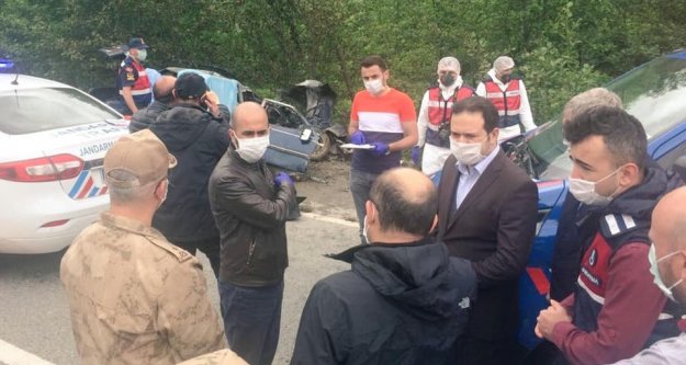 Trabzon Valisi Ustaoğlu, 3 kişinin hayatını kaybettiği kaza yerinde...
