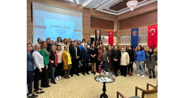 Türk-İş Kadın İşçi Eğitim Semineri Trabzon'da gerçekleştirildi