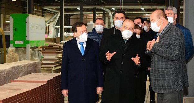Vali Ustaoğlu, Arsin Organize Sanayi Bölgesi'nde incelemelerde bulundu