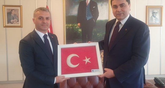 Yomra Belediye Başkanı Mustafa Bıyık, AKŞENER VE UYSAL'I ZİYARET ETTİ.