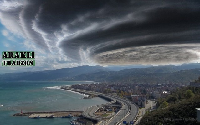 Muhteşem Araklı Manzarası
Trabzonun 2. büyük ilçesi Araklının  üzerinde oluşan bu bulut görüntüsü görenleri hayrete düşürdü.